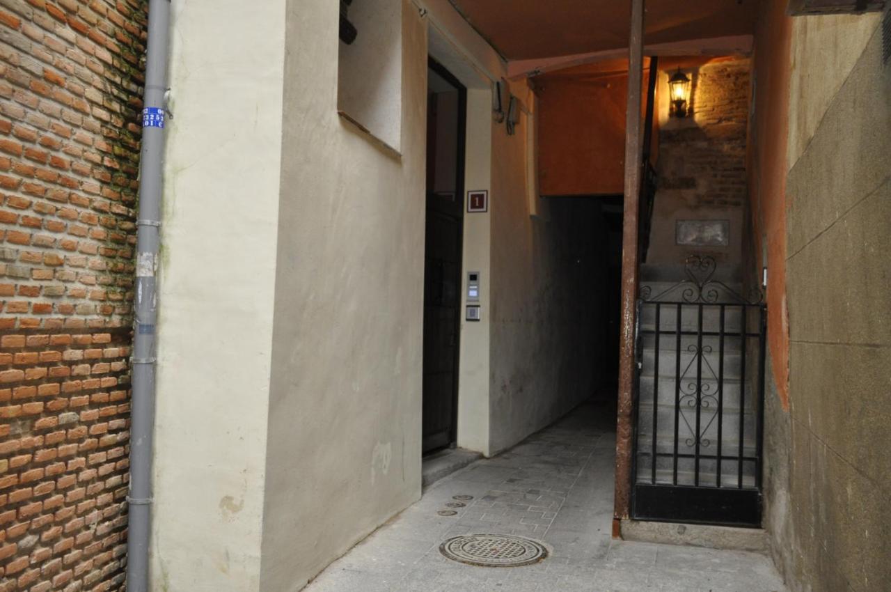 Lofts Amantes De Toledo- Loft Alcazar Apartment Екстериор снимка